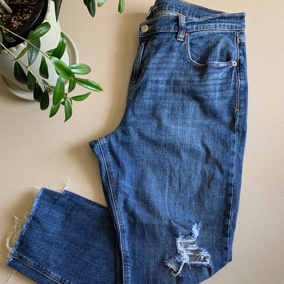 Old Navy Denim - Old Navy Boyfriend Distressed Jeans